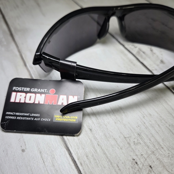 NWT Foster Grant Black Sport Sunglasses - Picture 3 of 7